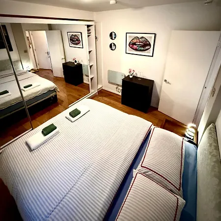 Διαμέρισμα Guest *